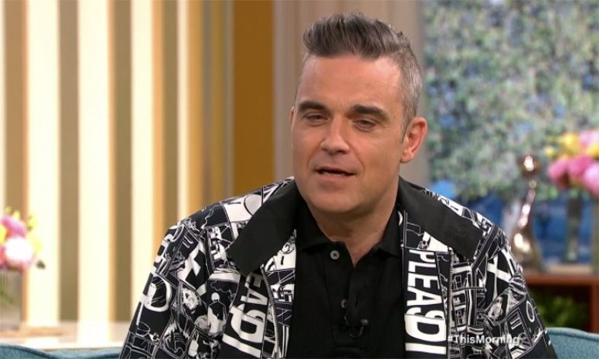 Robbie Williams s’explique après son geste lors de l’ouverture du Mondial