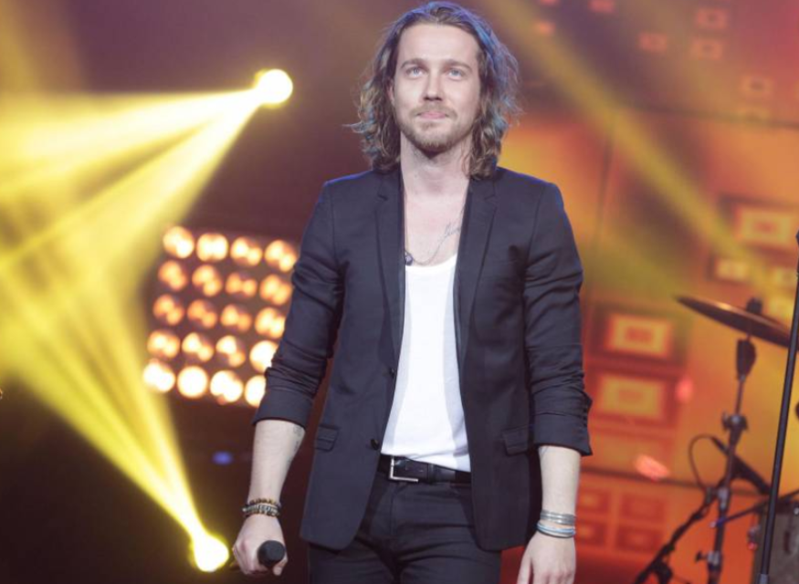 Julien Doré sera bientôt de retour dans la série «Dix Pour Cent»!