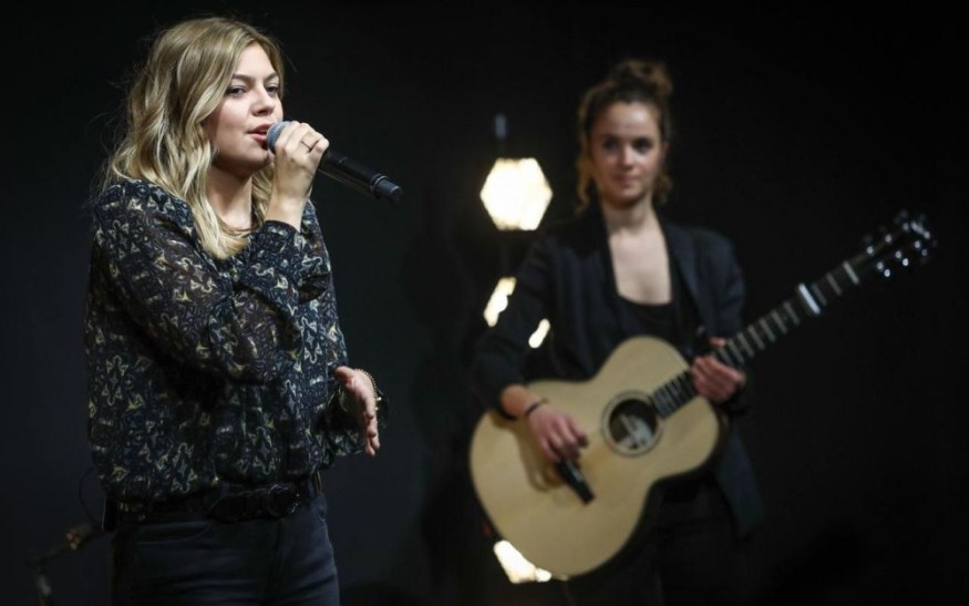 Louane réinterprète « Dangerous Woman » d’Ariana Grande