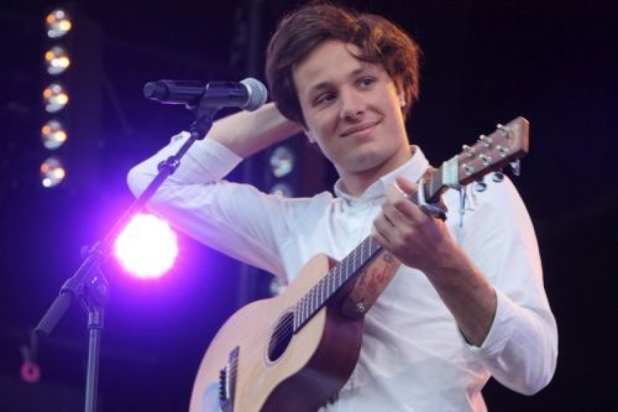 Vianney reprend «J’ai oublié de vivre» de Johnny Hallyday!