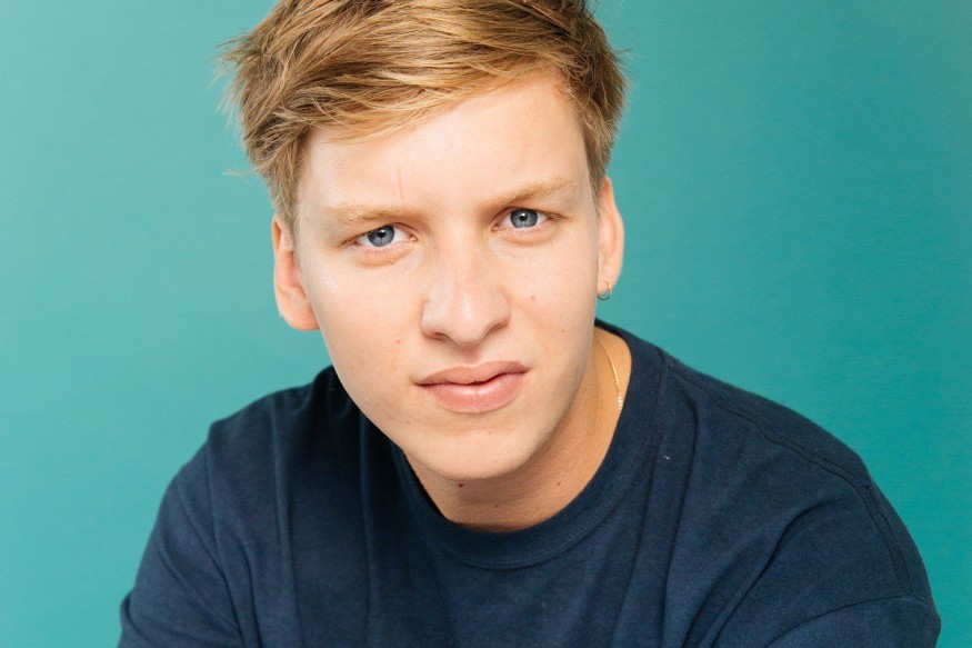 George Ezra : découvrez son nouveau single «Hold my girl»
