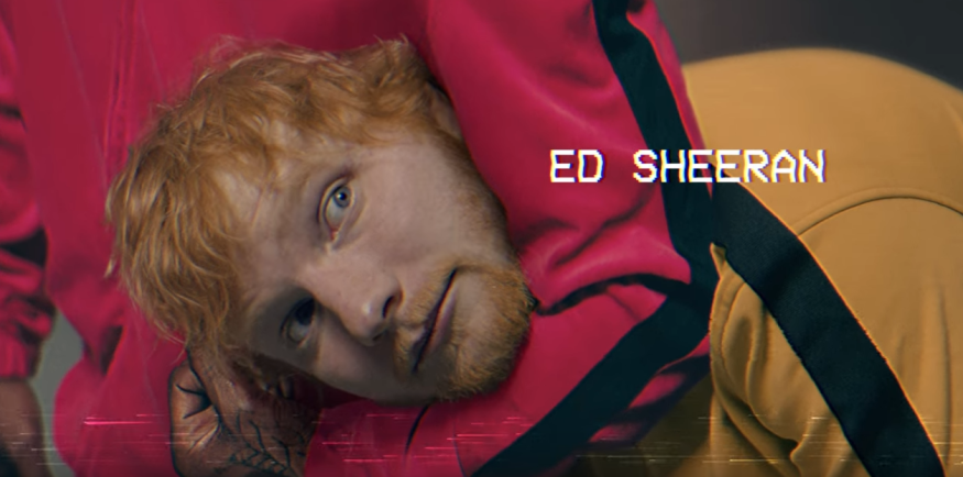 Ed Sheeran livre le clip de la chanson « Antisocial » aux côtés de Travis Scott !