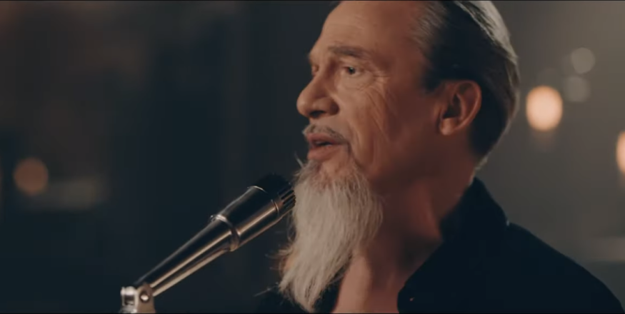 Florent Pagny : Découvrez le clip de son titre « Si une chanson »