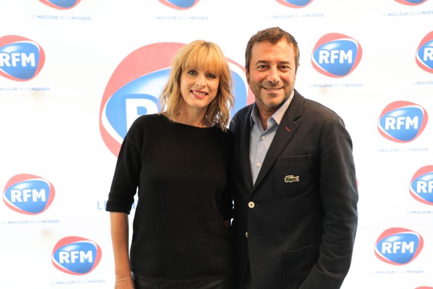 Découvrez l'interview avec Karin Viard au micro de Bernard Montiel