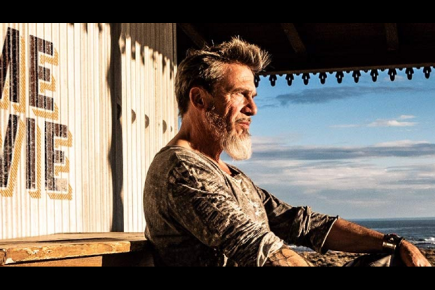 Florent Pagny livre son nouveau morceau « Du bruit avec ma bouche »