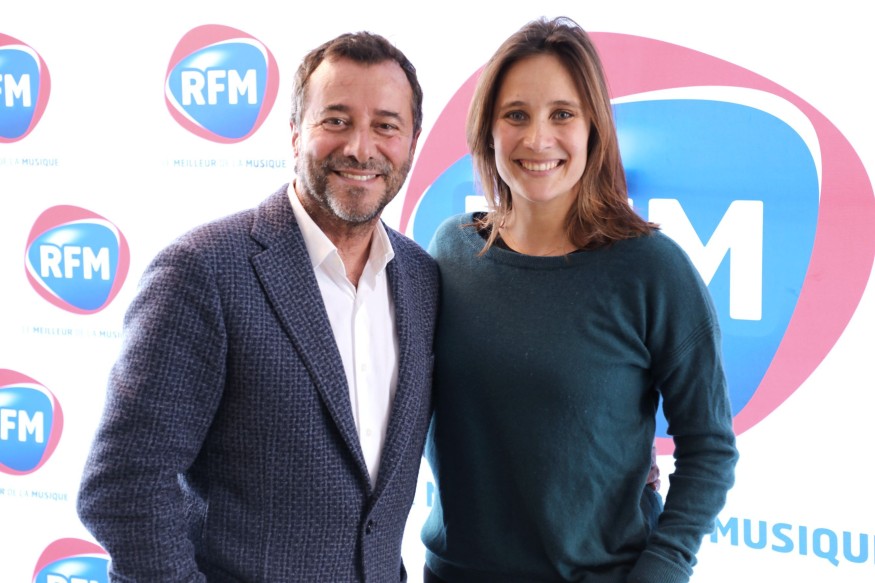 Découvrez l’interview de Julie De Bona au micro de Bernard Montiel