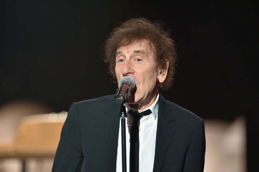 Alain Souchon mise sur le single « Ici et là »