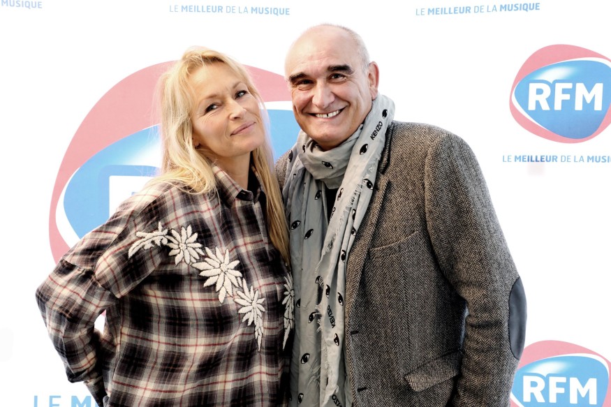 DÉCOUVREZ L'INTERVIEW D' ESTELLE LEFEBURE AU MICRO DE PASCAL NÈGRE