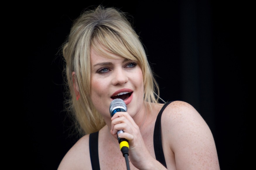 Duffy: Découvrez sa chanson « Something Beautiful »