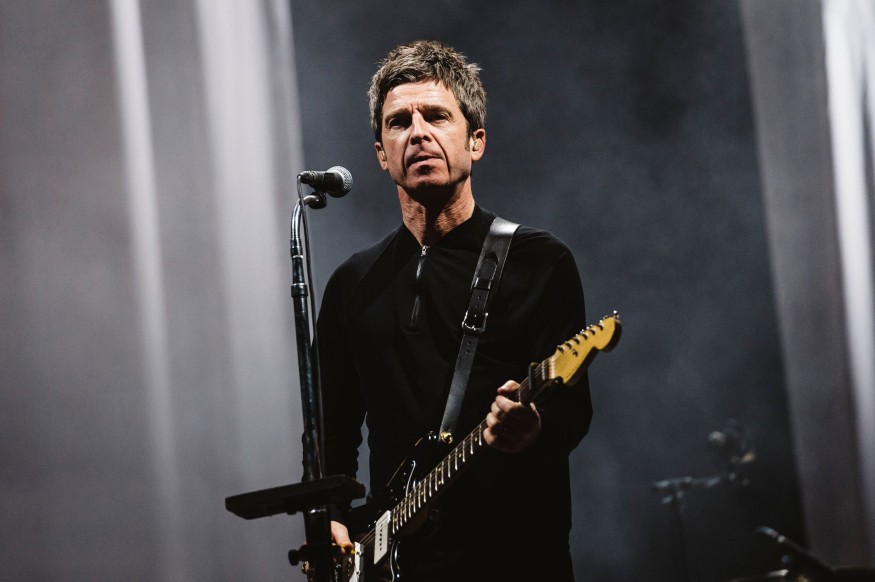Oasis: Découvrez un tire inédit!