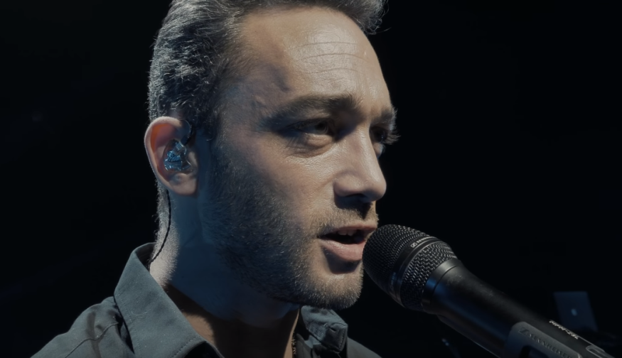 Jean-Baptiste Guegan dévoile le clip de son nouveau single « Merci »