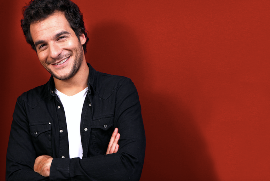 Amir dévoile sa chanson inédite « A la Maison »