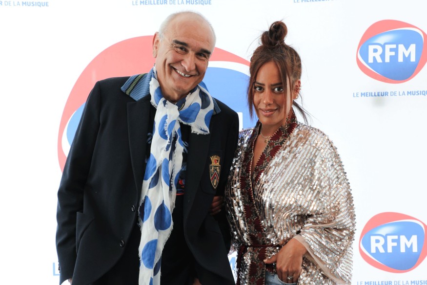 Découvrez l’interview d’Amel Bent au micro de Pascal Nègre