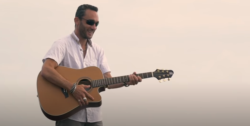 Jean-Baptiste Guegan : Découvrez le clip de « Rester le même »