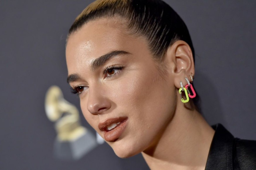 Dua Lipa : Découvrez son clip pour « Hallucinate »