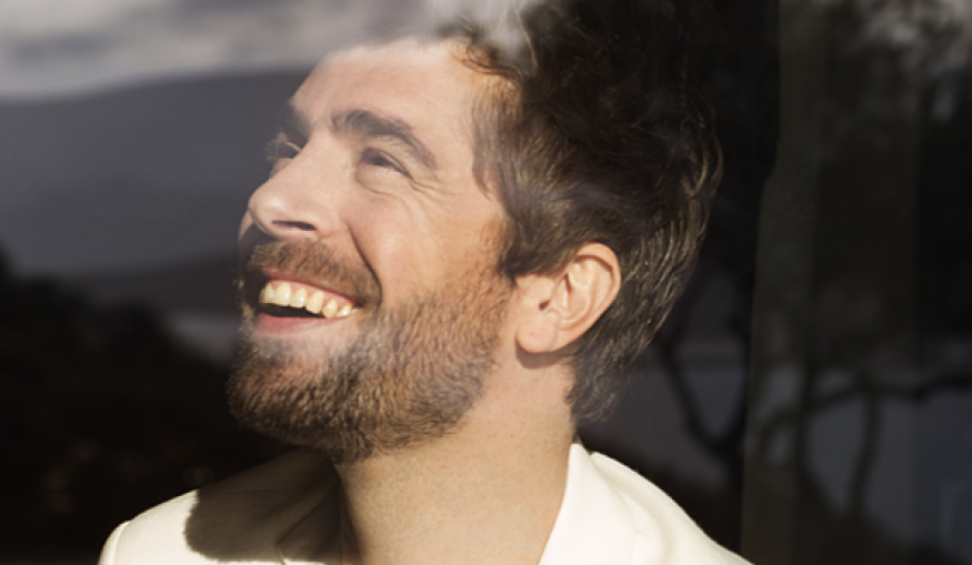 Agustin Galiana: son nouvel album «Plein Soleil» est disponible !