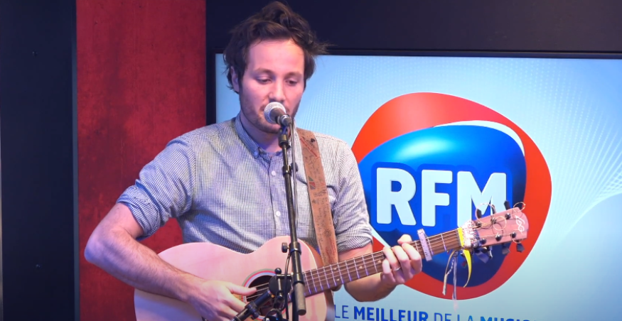 Vianney inteprète «Beau-Papa» et «La Fille du Sud» sur RFM !