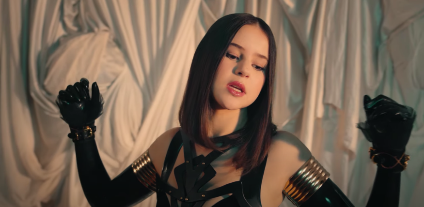 Marina Kaye: découvrez le clip de «7 Billion» sans plus attendre !