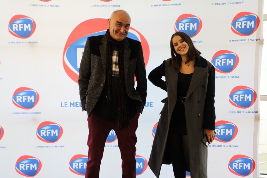 Découvrez l'interview de Marina Kaye au micro de Pascal Nègre