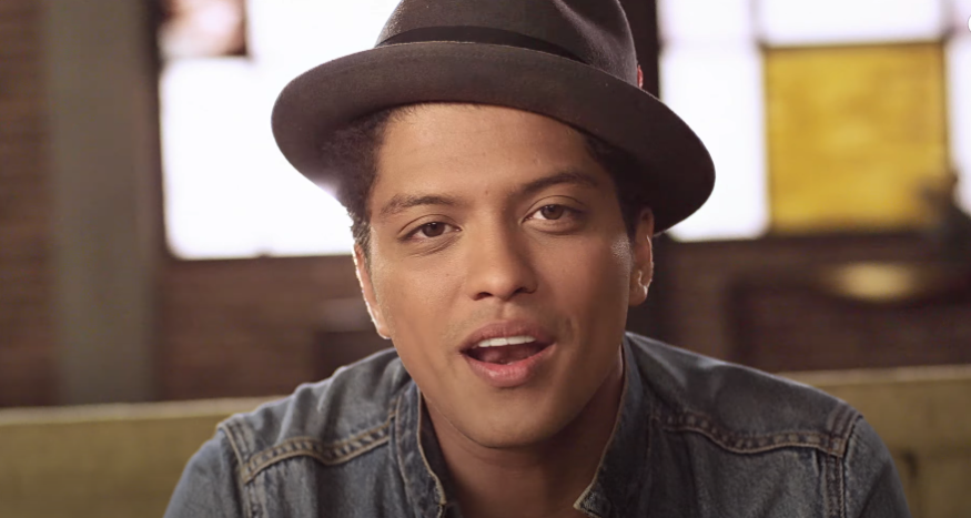Bruno Mars fête le 10ème anniversaire de «Doo-Wops & Hooligans»