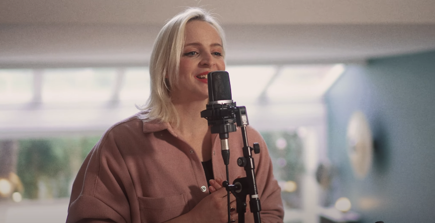Madame Monsieur: révèle une version acoustique et intimiste de «Prochain Soleil»