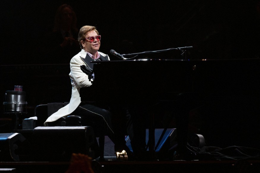 Sondage: votez pour votre chanson préférée d'Elton John !