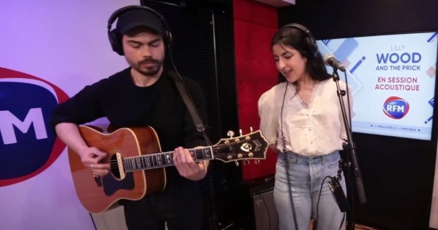 Lilly Wood & The Prick interprète «You Want My Money» et «Prayer In C»