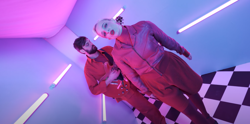 Madame Monsieur révèle le clip de «Coeurs Abimés» !