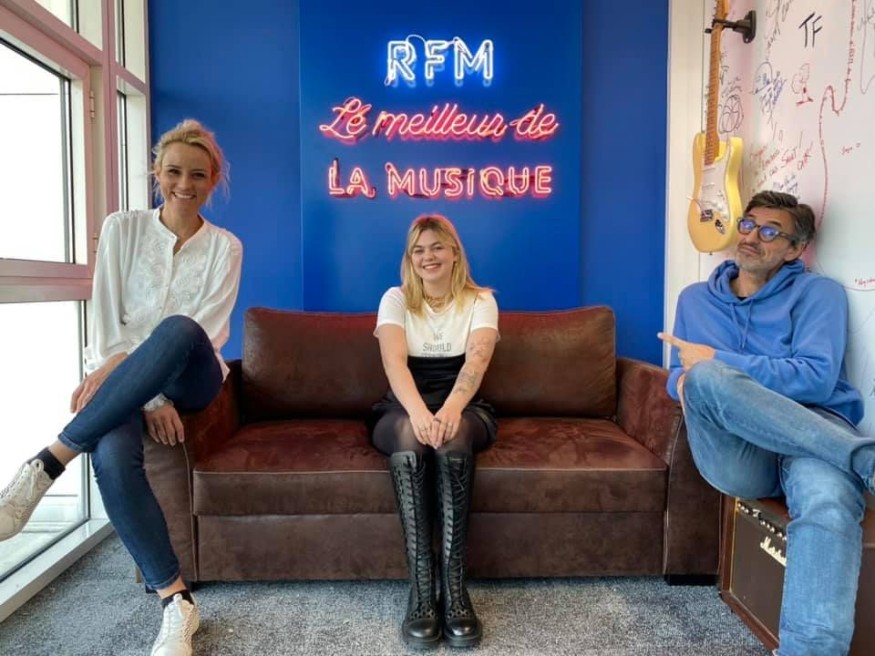 Découvrez l'interview de Louane dans le Meilleur des Réveils !