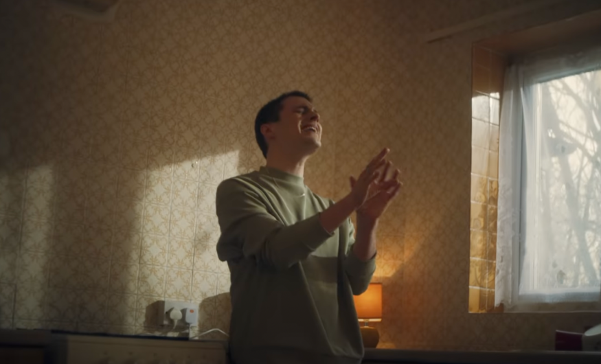 Tom Gregory : découvrez son nouveau single «River»