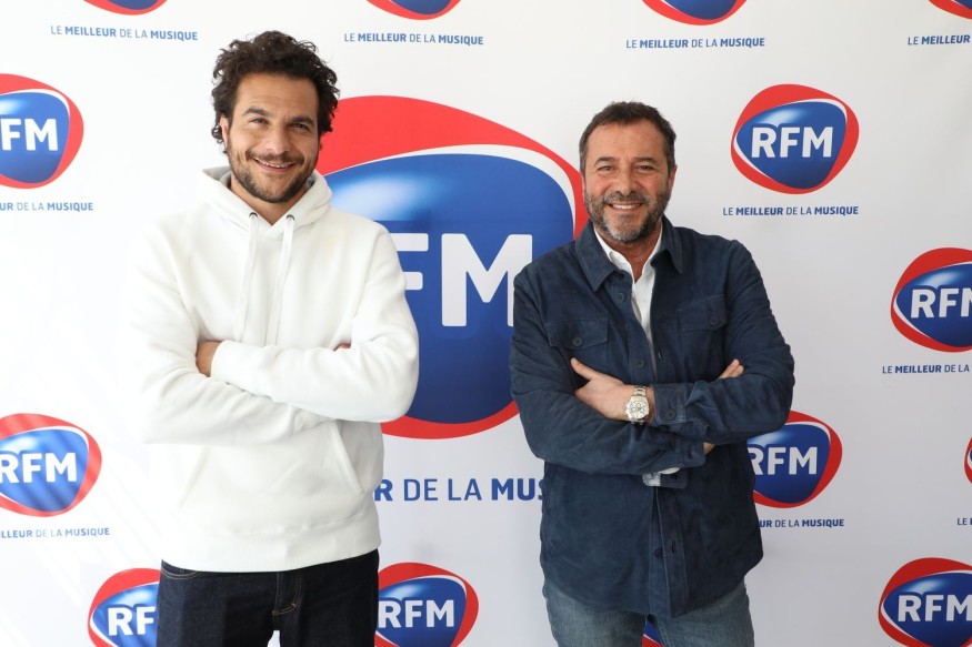 Découvrez l’interview d’Amir au micro de Bernard Montiel !