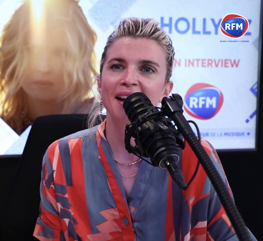 [#Interview] HollySiz : « Nous n’existons pas chez quelqu’un d’autre alors soyons nous même ! »