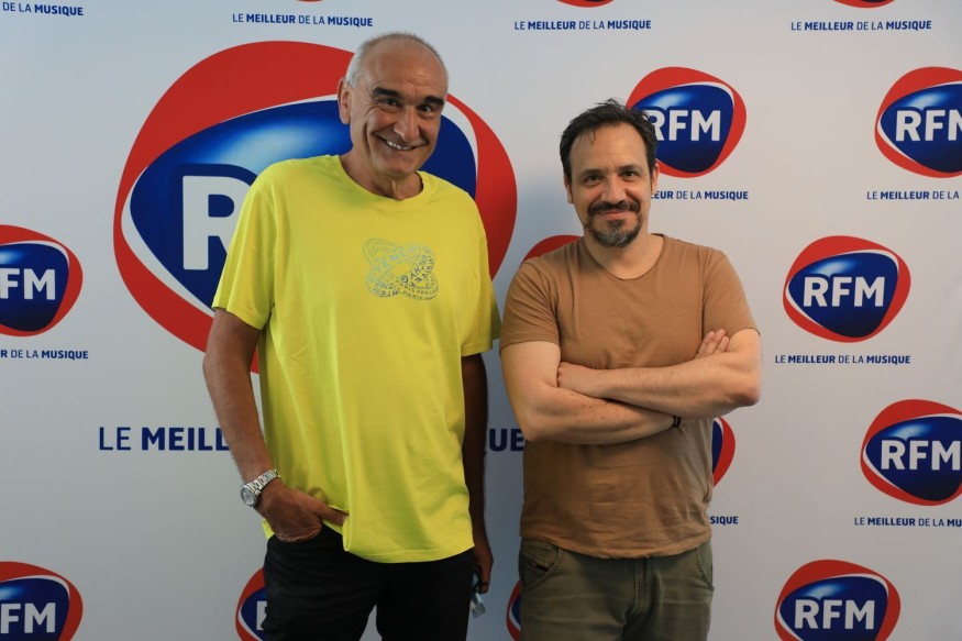 Découvrez l'interview d'Alexandre Astier au micro de Pascal Nègre