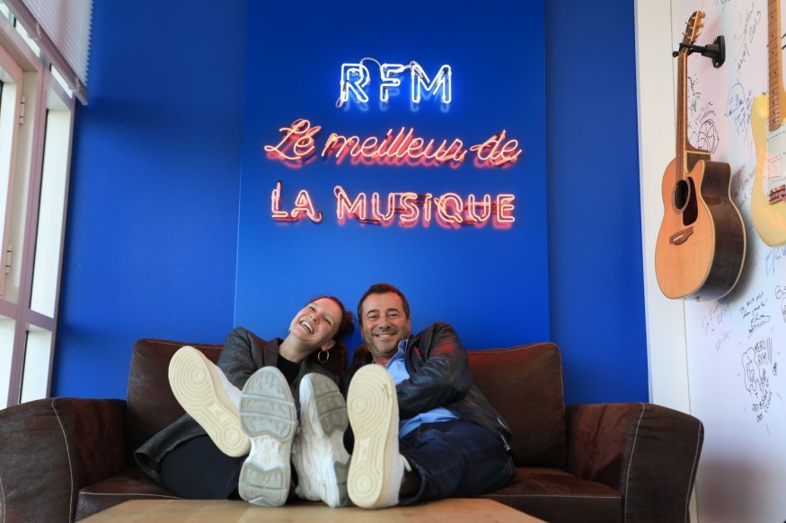 Découvrez l'interview d'Anne Sila au micro de Bernard Montiel !