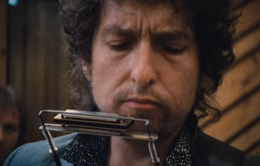 Bob Dylan : Des images datant de 1983 dévoilées pour « License to Kill » (clip)