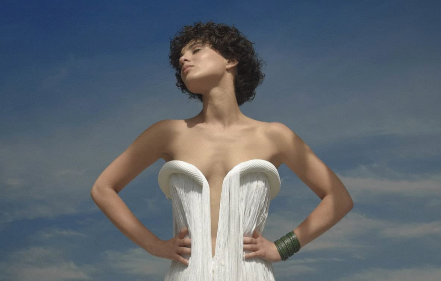 Barbara Pravi: son premier album «On n'enferme pas les oiseaux» est disponible !
