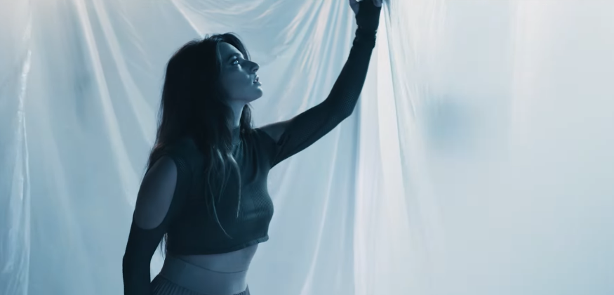 Philippine : Découvrez son dernier clip pour le single « Parlons de nous »