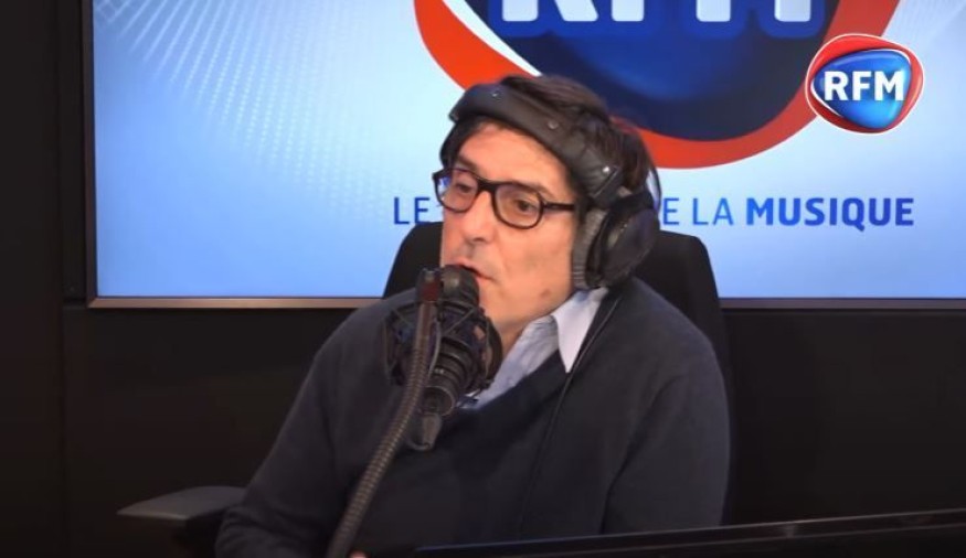 Découvrez l'interview d'Yvan Attal au micro de Pascal Nègre