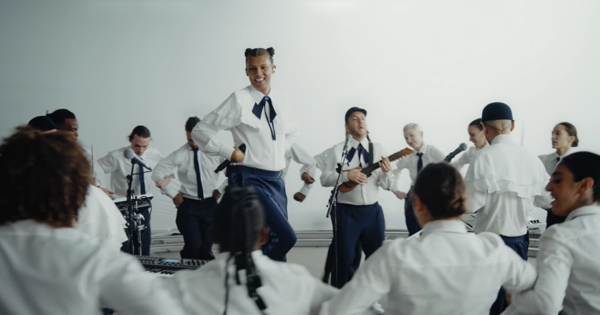 Stromae : Découvrez son live pour « Santé » au « Tonight Show Starring Jimmy Fallon » !