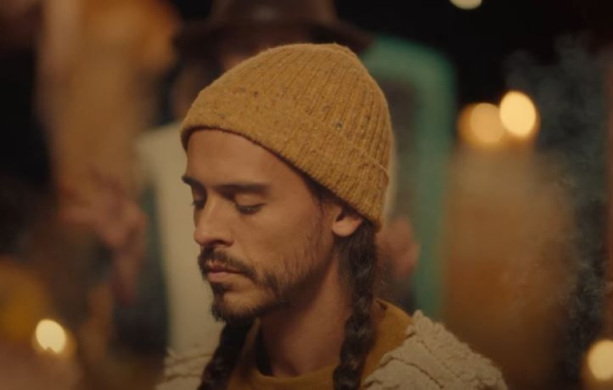 Flo Delavega révèle une nouvelle version de «Souvenirs de demain»