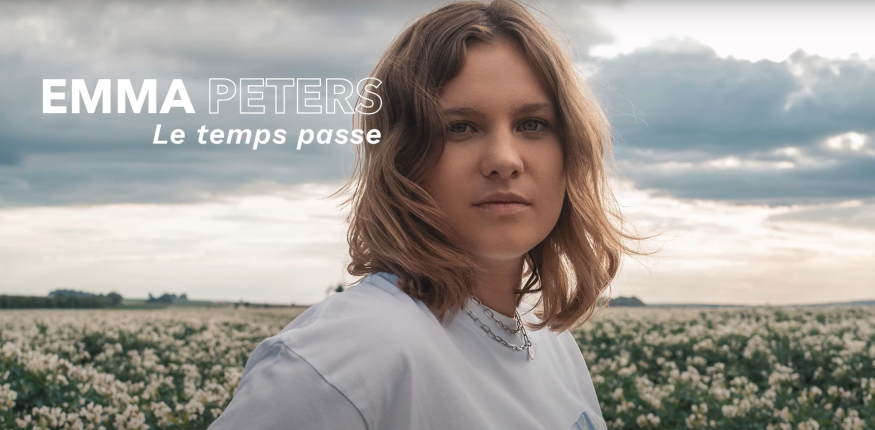 Emma Peters : Écoutez son nouveau single « Le temps passe »