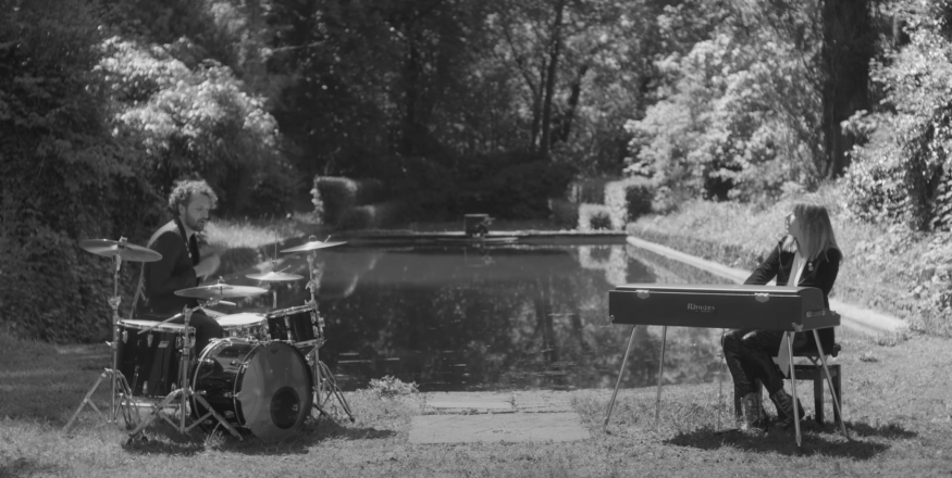 Cats On Trees révèlent « Lost Found Love », nouvel extrait de l'album « Alie »