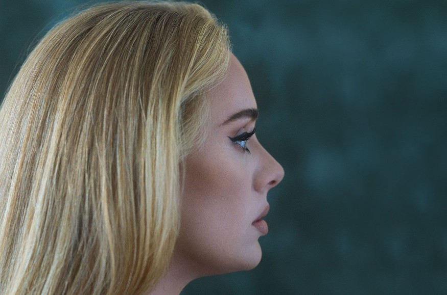 Adele: son nouvel album « 30 » certifié double disque de platine !