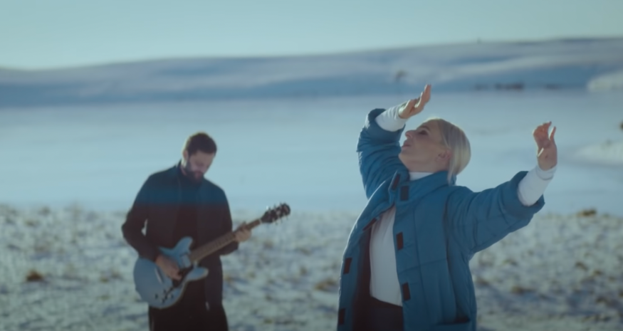 Madame Monsieur:  découvrez le clip de « Faudrait pas » !