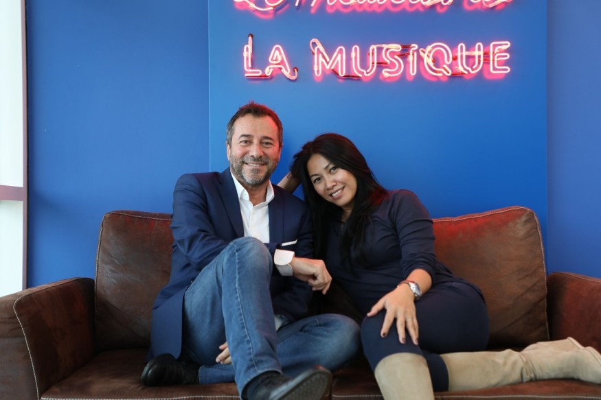 Découvrez L'interview d'Anggun au micro de Bernard Montiel