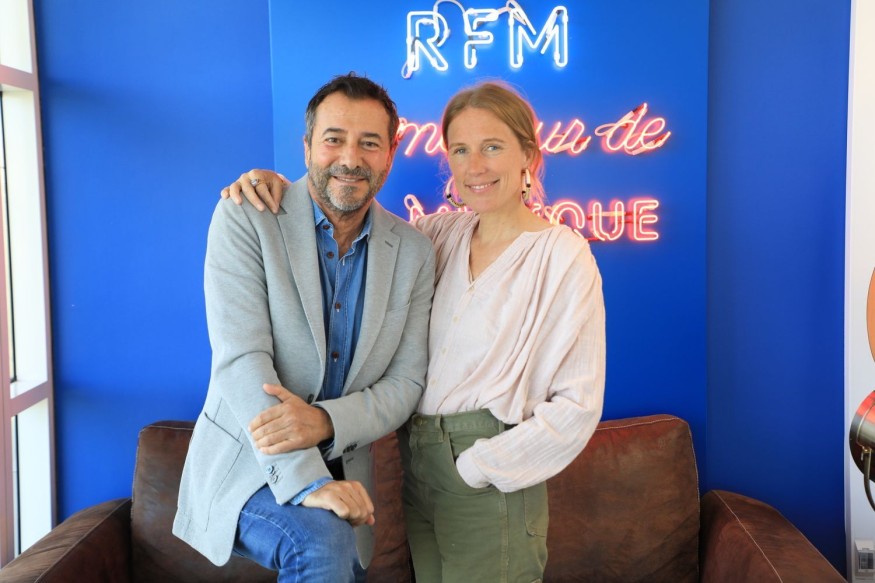 Découvrez l'interview d'Agathe Lecaron au micro de Bernard Montiel !