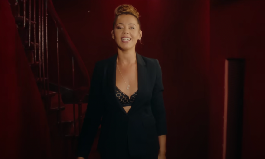 Chimène Badi: une édition collector pour son album hommage à Edith Piaf !