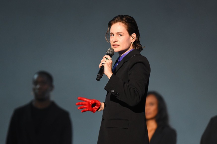 Christine and the Queens: son album « Redcar les adorables étoiles » et ses concerts reportés !