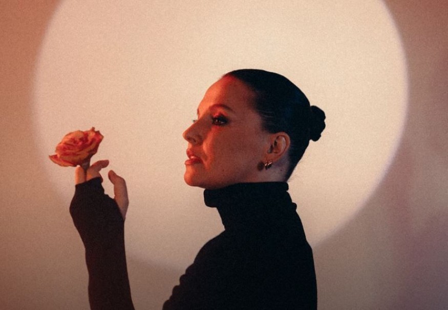 Anna Sila reprend « Le Chanteur » de Daniel Balavoine