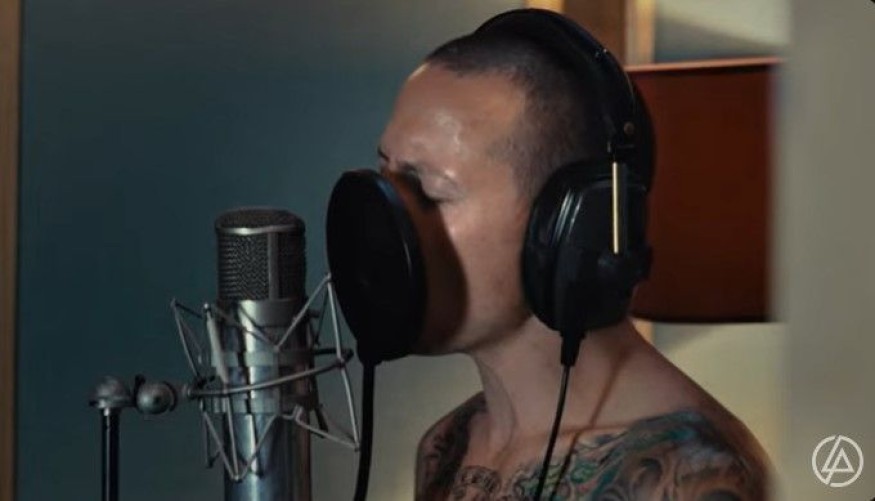 Linkin Park dévoile un titre inédit " Friendly Fire " et annonce la sortie d'un best-of